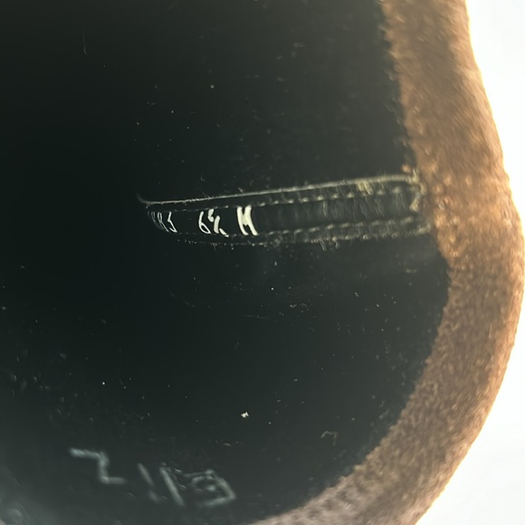 Stuart Weitzman brown suede knee high boots size 6.5 - Picture 4 of 5